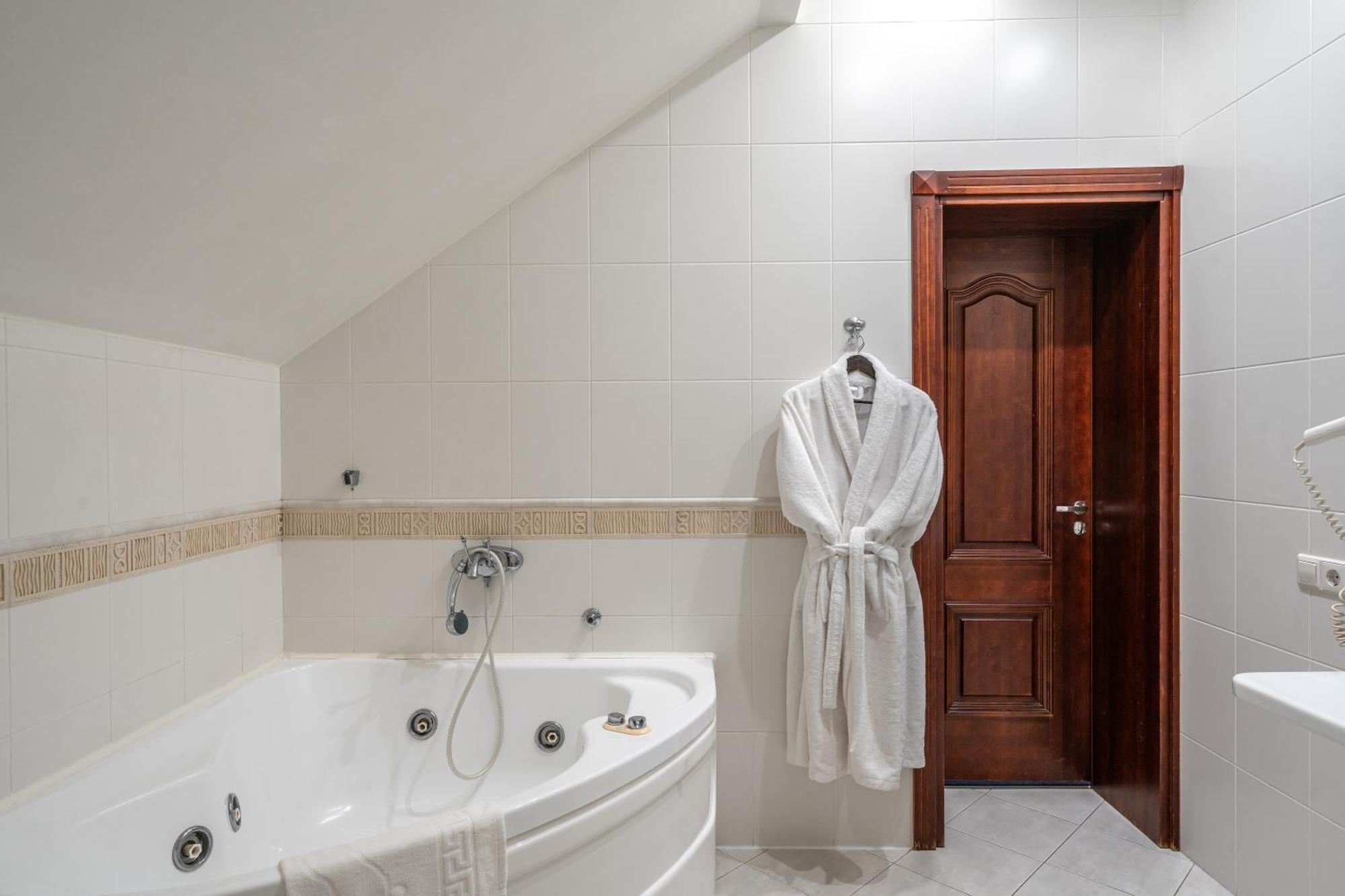 Hotel Sfinksas Kaunas Luaran gambar