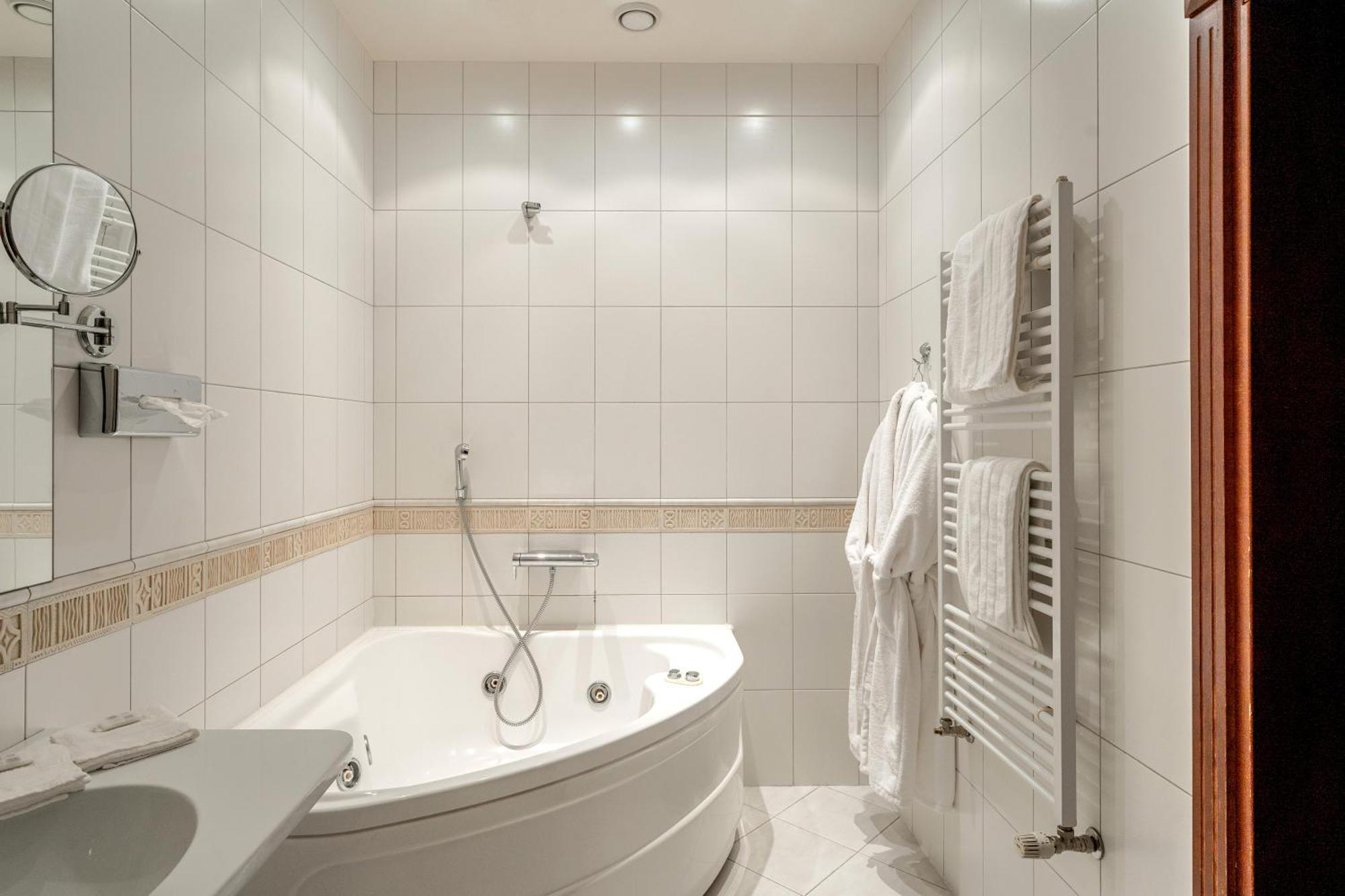 Hotel Sfinksas Kaunas Luaran gambar