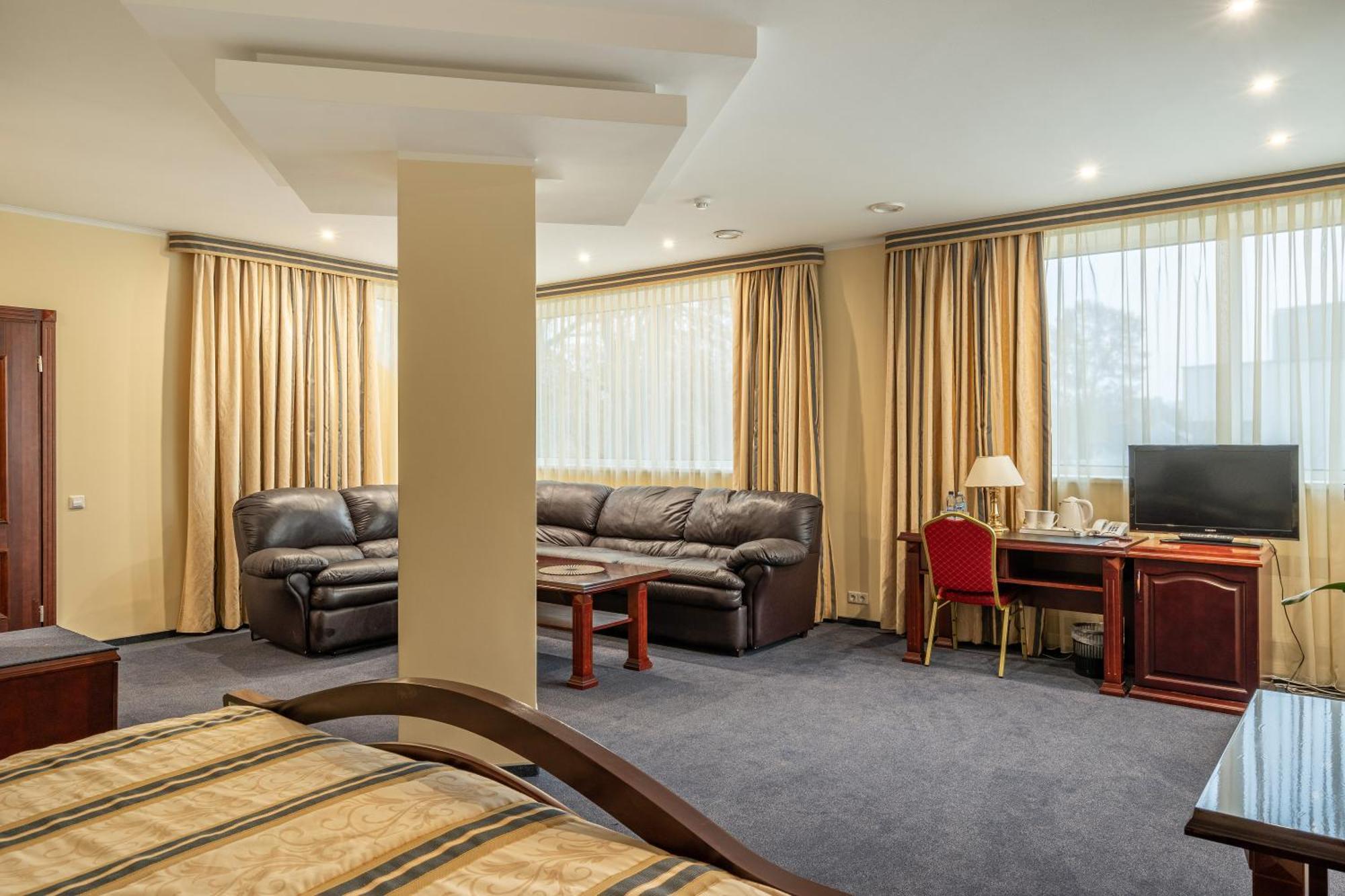 Hotel Sfinksas Kaunas Luaran gambar